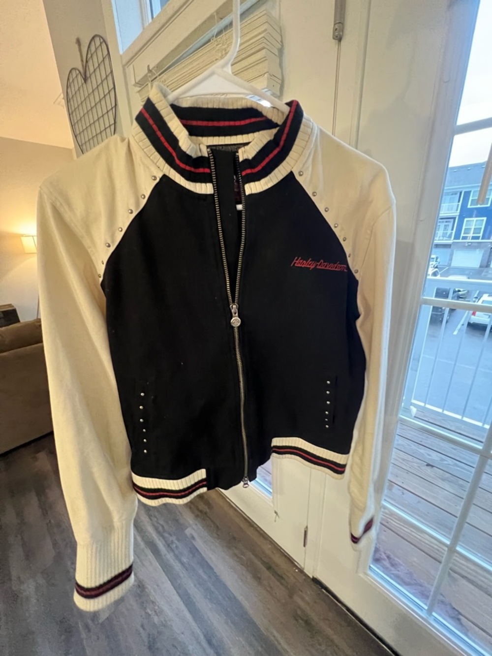 Women’s Vintage Harley Davidson Jacket Size Medium. Perfect Condition